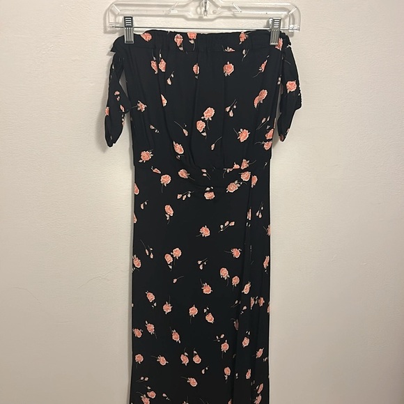 ▪️Flynn Skye▪️Maxi Dress - Picture 4 of 8